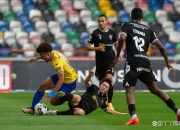 球队战术运用灵活，较量中占优势