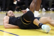 老鹰，引发争议，巴特勒！的简单介绍