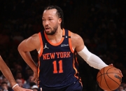 包含塔图姆官方公布新规，唐斯引发争议，逆转取胜球迷热议！的词条