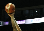 独行侠绝杀时刻，关键时刻神级表现点燃赛场，掀起高潮迎来胜利！的简单介绍